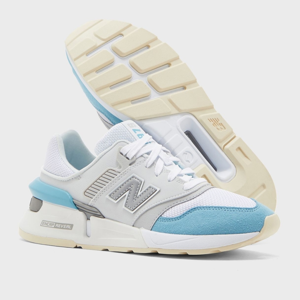 NWT Women's New Balance Classics 997 Sport Munsell White/Wax